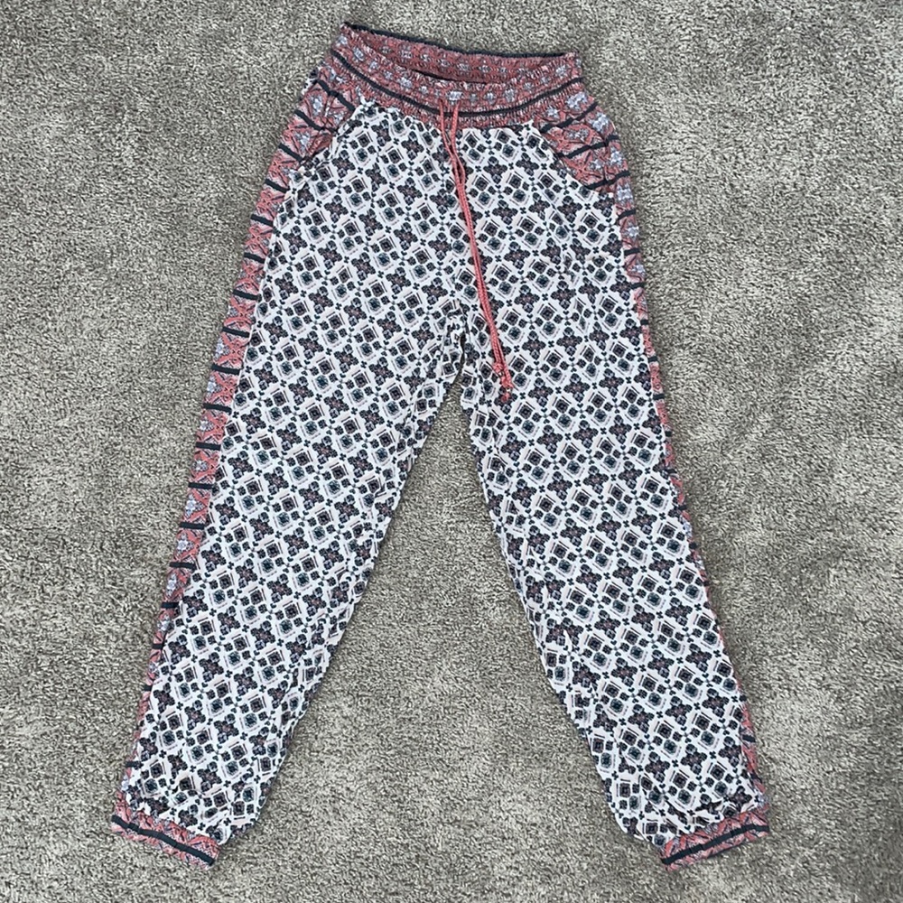 AE jogger printed pants in XS